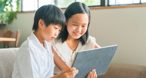 学習者用デジタル教科書をめぐる動き